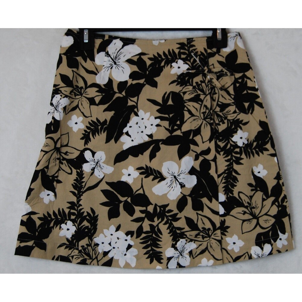 White Stag Women's Size 6 Stretch Skort Black/White/Beige Floral Hawaiian Camp